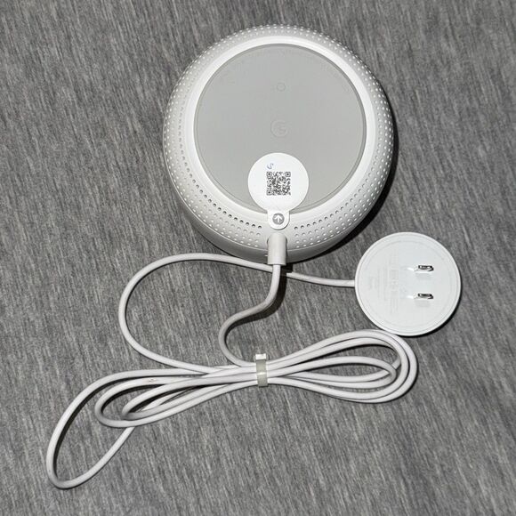 Google Nest WiFi Point H2E AC1200 Mesh Extender Snow w/ Power, Tested - Picture 3 of 4